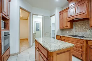9704 Trinity Ct, Granbury, TX 76049 - Photo 14