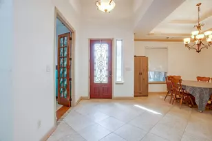 9704 Trinity Ct, Granbury, TX 76049 - Photo 4