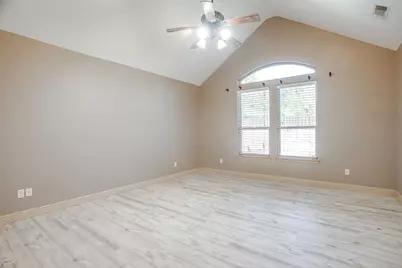 9704 Trinity Court, Granbury, TX 76049 - Photo 18
