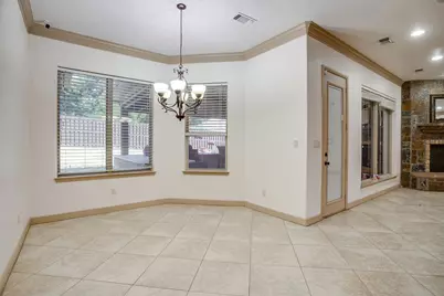 9704 Trinity Court, Granbury, TX 76049 - Photo 16