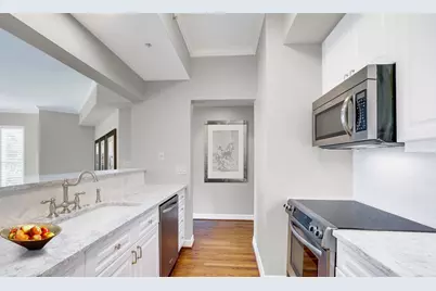 3401 Lee Parkway #508, Dallas, TX 75219 - Photo 10