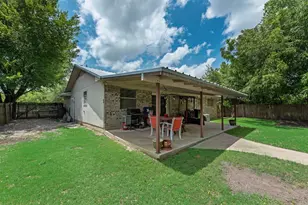 802 N Spears St, Alvarado, TX 76009 - Photo 20