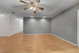 802 N Spears St, Alvarado, TX 76009 - Photo 4