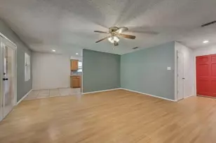 802 N Spears St, Alvarado, TX 76009 - Photo 6