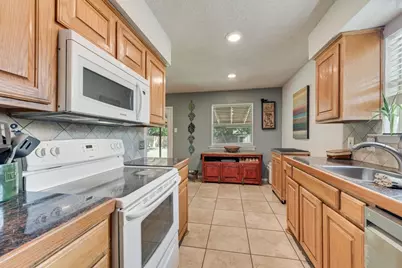 802 N Spears Street, Alvarado, TX 76009 - Photo 10