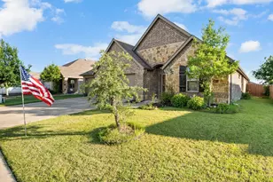 307 Acadia Ln, Forney, TX 75126 - Photo 2