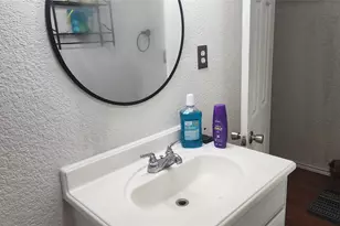 903 W Plummer St, Eastland, TX 76448 - Photo 8