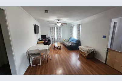 903 W Plummer Street, Eastland, TX 76448 - Photo 6