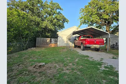 903 W Plummer Street, Eastland, TX 76448 - Photo 36