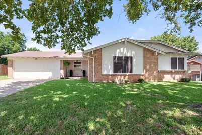 806 Ridgeway Road, Joshua, TX 76058 - Photo 1