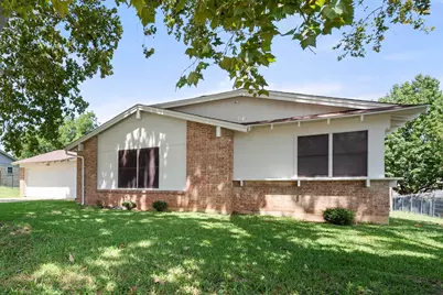 806 Ridgeway Road, Joshua, TX 76058 - Photo 2
