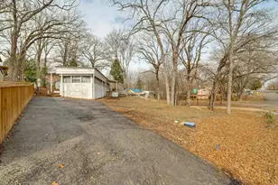 101 Crocker Dr, Malakoff, TX 75148 - Photo 18