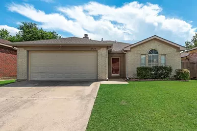 1928 Overland Street, Fort Worth, TX 76131 - Photo 4