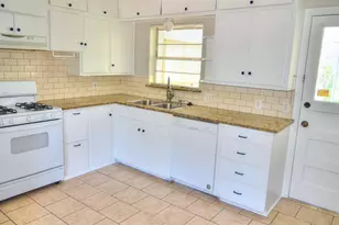 11015 Visalia Dr, Dallas, TX 75228 - Photo 2