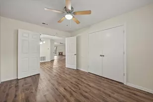 2504 Brook Hollow Ct, Mesquite, TX 75150 - Photo 14