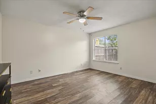 2504 Brook Hollow Ct, Mesquite, TX 75150 - Photo 10