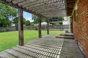 3975 Clover Ln, Dallas, TX 75220 - Photo 14