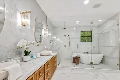 3739 N Versailles Avenue, Dallas, TX 75209 - Photo 10