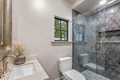 3739 N Versailles Avenue, Dallas, TX 75209 - Photo 30
