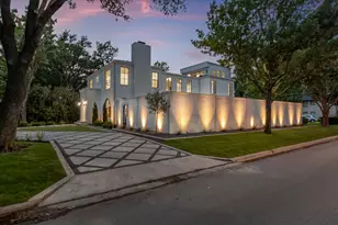 3739 N Versailles Ave, Dallas, TX 75209 - Photo 36