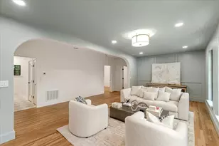 3739 N Versailles Ave, Dallas, TX 75209 - Photo 20