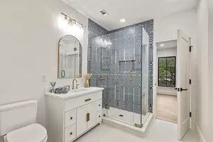 3739 N Versailles Ave, Dallas, TX 75209 - Photo 24