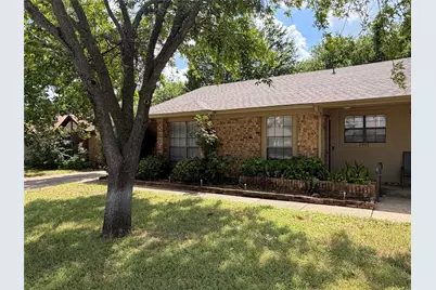 2907 Hilltop Drive, Euless, TX 76039 - Photo 1