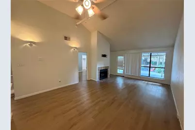 2907 Hilltop Drive, Euless, TX 76039 - Photo 6