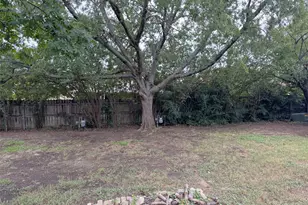 1706 Wisteria St, Denton, TX 76205 - Photo 22