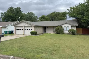 1706 Wisteria St, Denton, TX 76205 - Photo 2