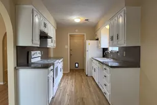 1706 Wisteria St, Denton, TX 76205 - Photo 10