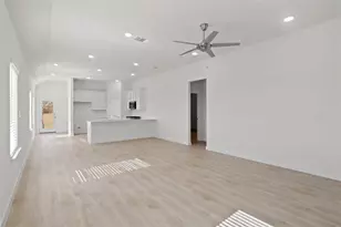 8357 Kingfisher Rd, Aubrey, TX 76227 - Photo 4