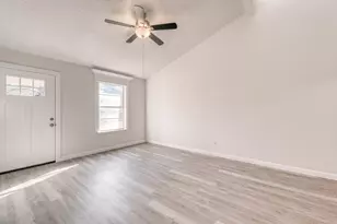 1014a Lynn St, Weatherford, TX 76086 - Photo 4