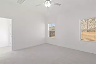 8352 Kingfisher Rd, Aubrey, TX 76227 - Photo 10