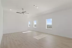 8352 Kingfisher Rd, Aubrey, TX 76227 - Photo 6