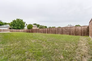 1434 S Raven Dr, Sherman, TX 75092 - Photo 4