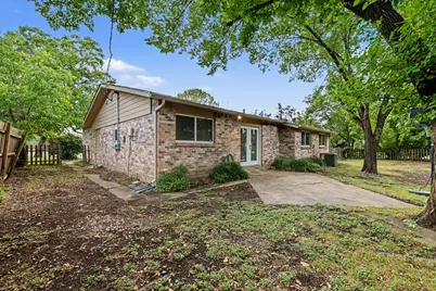 3001 Harvard Street N, Irving, TX 75062 - Photo 22