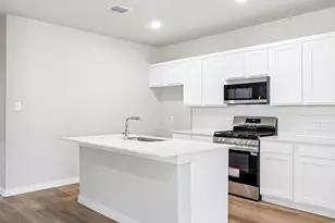 8349 Kingfisher Rd, Aubrey, TX 76227 - Photo 8