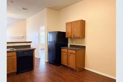 833 Edgehill Road, Burleson, TX 76028 - Photo 8