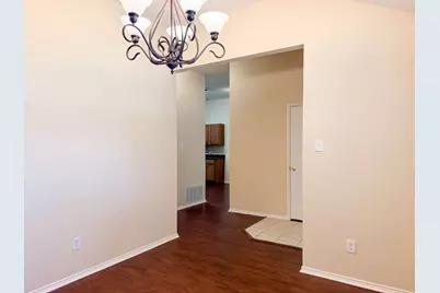 833 Edgehill Road, Burleson, TX 76028 - Photo 6