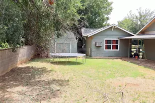 203 E Bennett St, Strawn, TX 76475 - Photo 22
