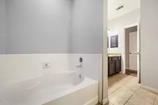 2800 Keller Springs Rd, Carrollton, TX 75006 - Photo 18