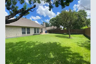 8410 Holland Avenue, Rowlett, TX 75089 - Photo 38