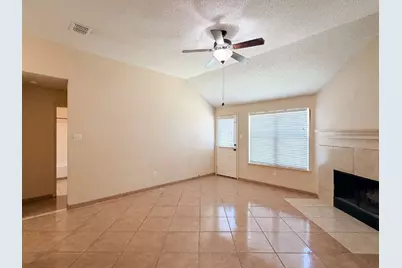 1009 McKavett Drive, Burleson, TX 76028 - Photo 10
