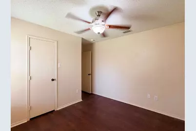 1009 McKavett Drive, Burleson, TX 76028 - Photo 20