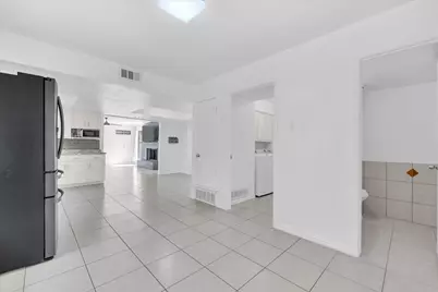 392 Creekwood Drive, Lancaster, TX 75146 - Photo 18