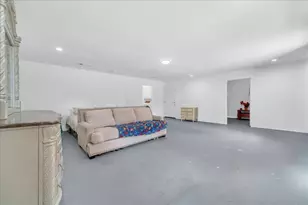 392 Creekwood Dr, Lancaster, TX 75146 - Photo 24