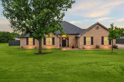 1116 W Sharpshire Drive, Waxahachie, TX 75165 - Photo 1