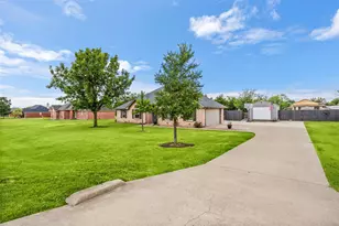 1116 W Sharpshire Dr, Waxahachie, TX 75165 - Photo 34