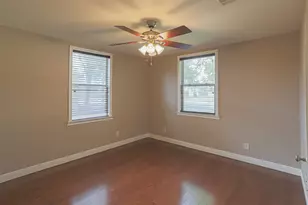 2517 Littlepage St, Fort Worth, TX 76107 - Photo 16